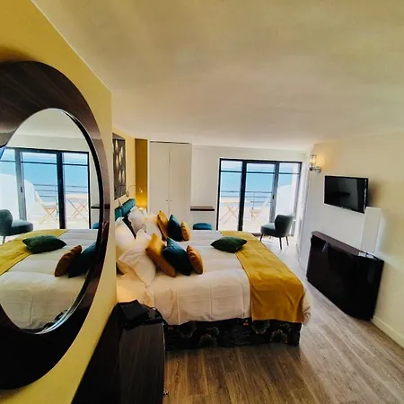 Hotel Le Paquebot 4*