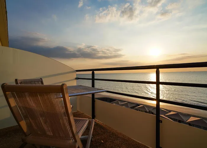 Le Paquebot Hotel Villerville