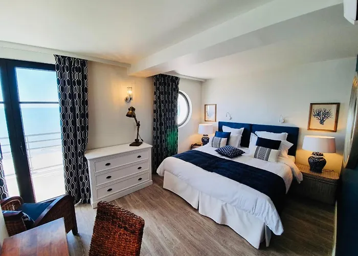 Le Paquebot Hotel 4*